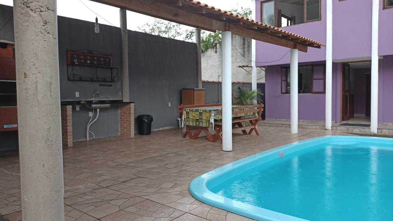 Casa Roxa Com Piscina Em Condominio Araquari Exterior foto