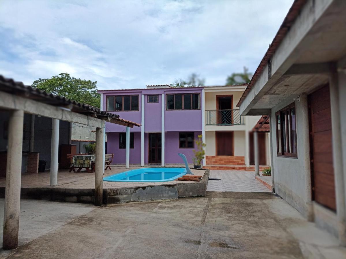 Casa Roxa Com Piscina Em Condominio Araquari Exterior foto